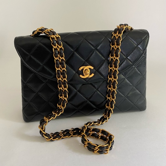 Super Rare Vintage 1994-1996 Chanel Medium Large Lambskin Flap Bag - Picture 2 of 12